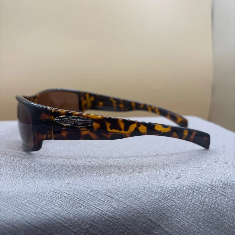 Nitrogen 7025 Tortoise Shell Wrap Sunglasses Brown Lens Sport Rectangular Mens